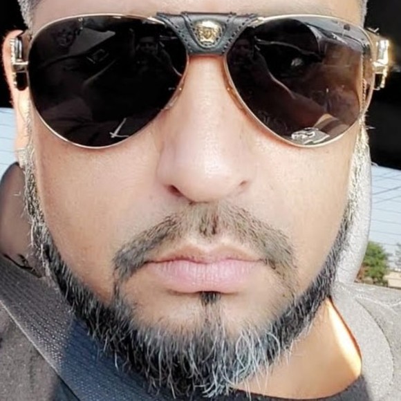 Meet your Posher, Jason - Picture 1 of 1